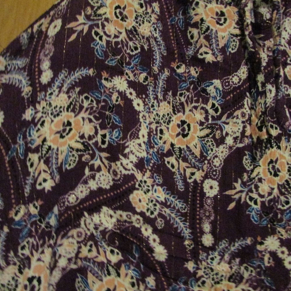 Torrid Top - Size 00 - Picture 4 of 4